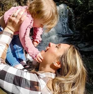 Meet your Posher, Mandy